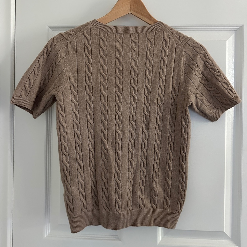 Uniqlo Beige Cable Knit Crewneck Sweater - Picture 3 of 3
